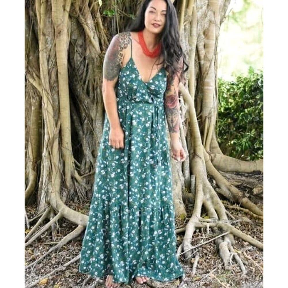 EVERLY Women's Emerald Green Ditsy Floral Maxi Dress Size M Boho Festival